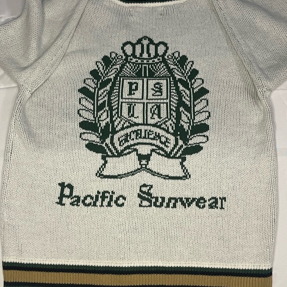 Men's PacSun White and Green V-Neck Sweater size Small - Picture 5 of 6